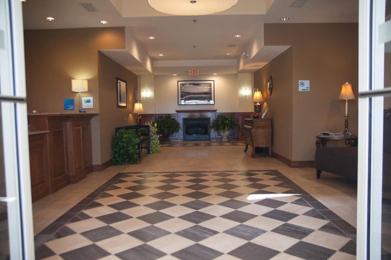 Holiday Inn Express Hotels & Suites Mountain Home By Ihg Exterior foto